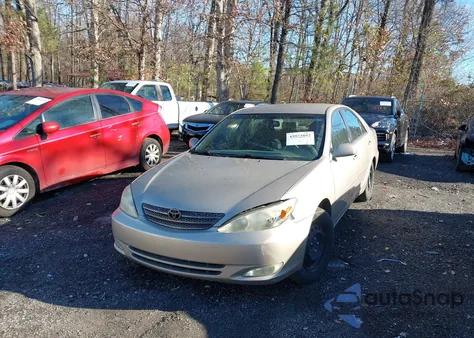 2003 Toyota Camry Xle z USA, uszkodzony, nr VIN 4T1BE32K03U161421